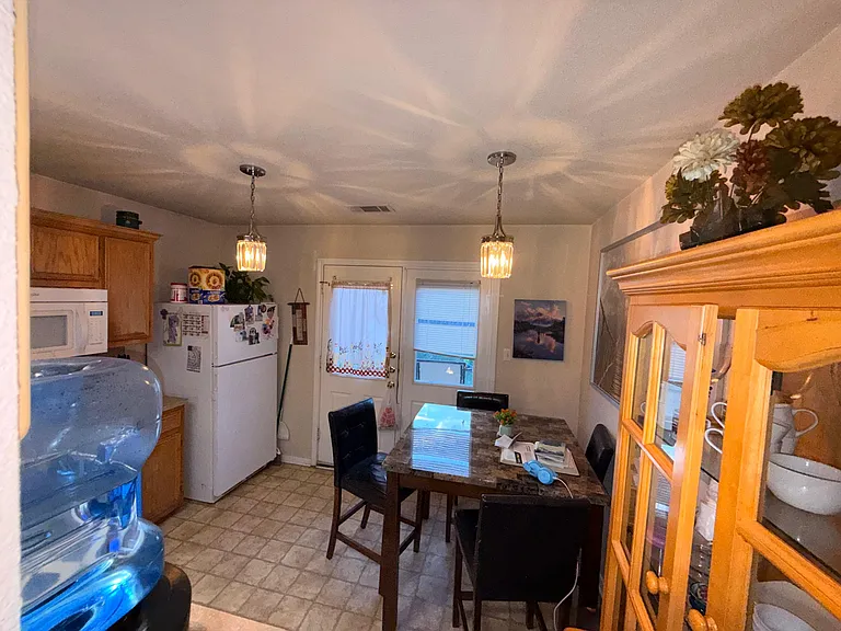 302 Janelle Dr #A — Photo 7