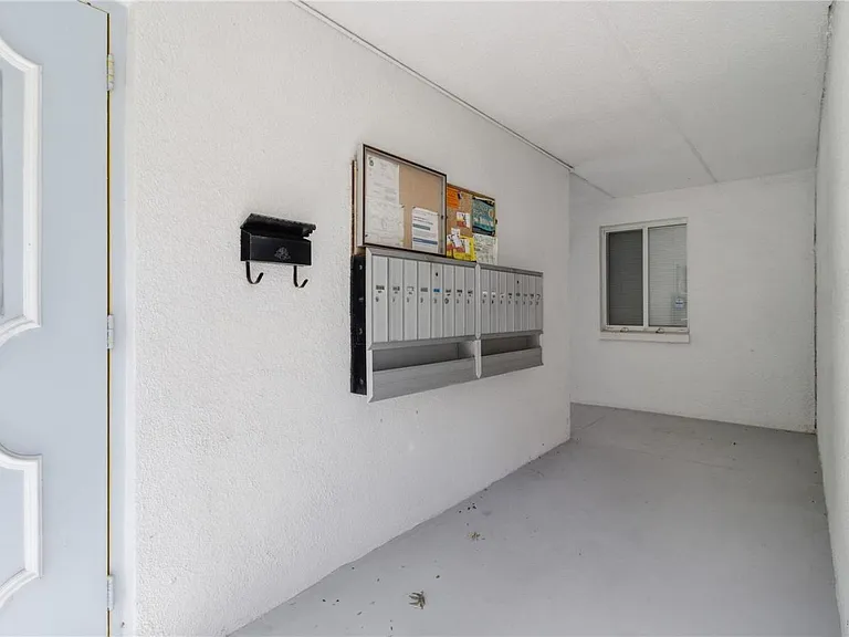 2060 Marilyn St #207 — Photo 34