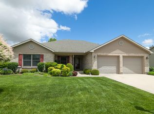 737 Shaftsbury Rd, Troy, OH 45373