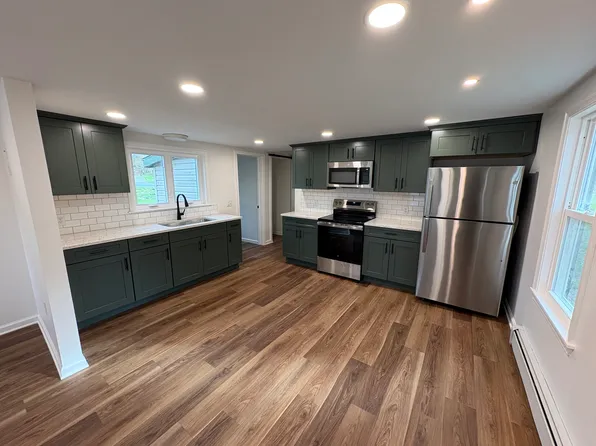 1 Mishs Mill Rd, Jonestown, PA 17038