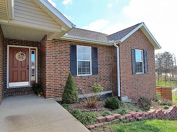 2nd image of 1853 Ferndale Dr