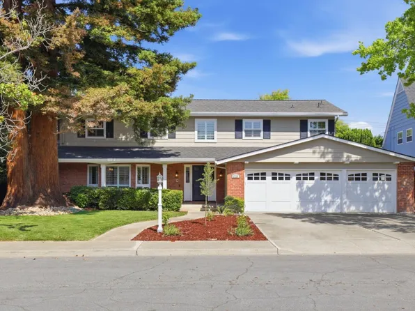2725 Fairbrook Dr, Mountain View, CA 94040