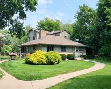 638 West Riverview DRIVE, Glendale, WI, 53209