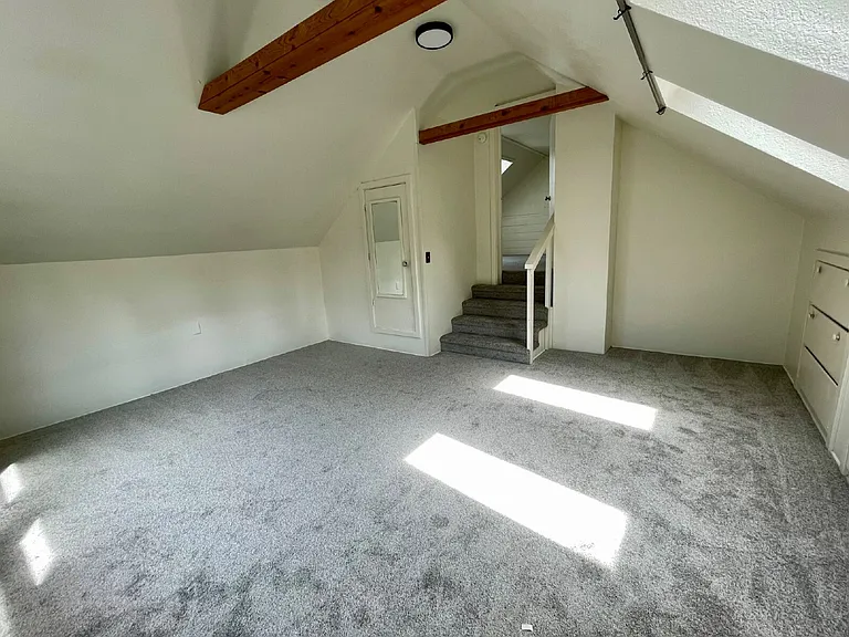 2743 Potter St — Photo 14