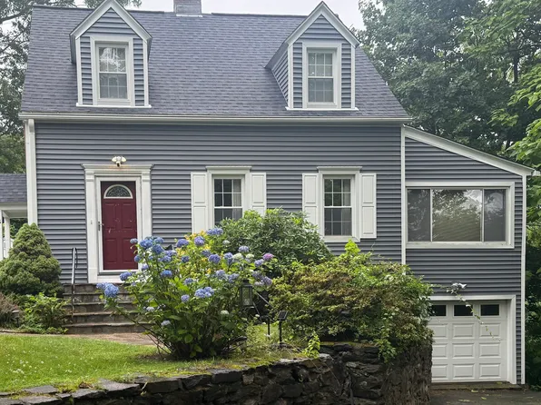 5 Knollwood Terrace East, Shelton, CT 06484