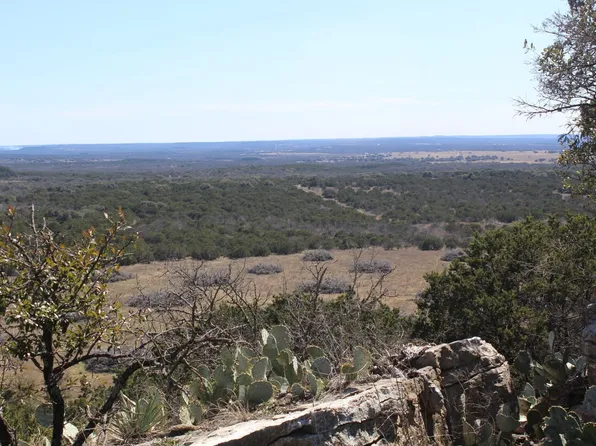 Calhoun Rd, Strawn, TX 76475