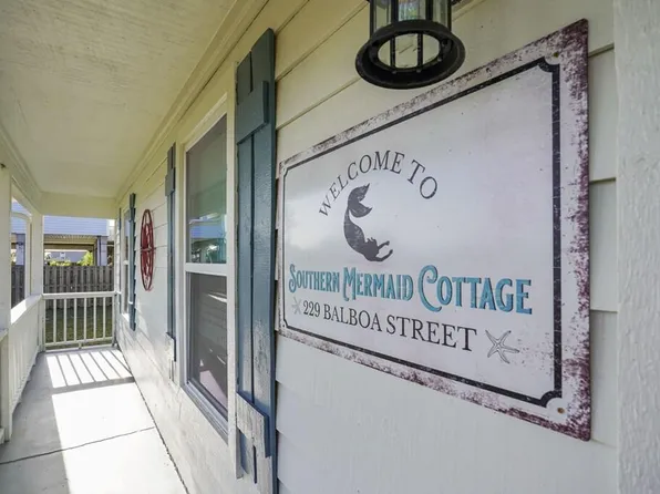 229 Balboa St, Port Saint Joe, FL 32456