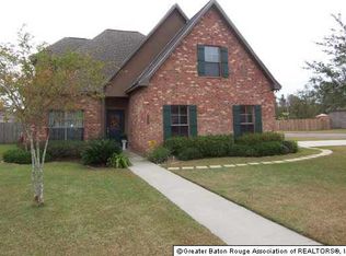 12038 Central Park Dr, Geismar, LA 70734