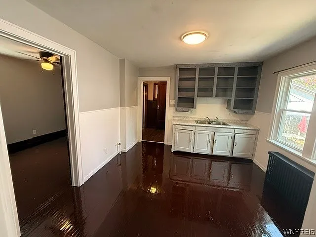 1373 Electric Ave — Photo 3