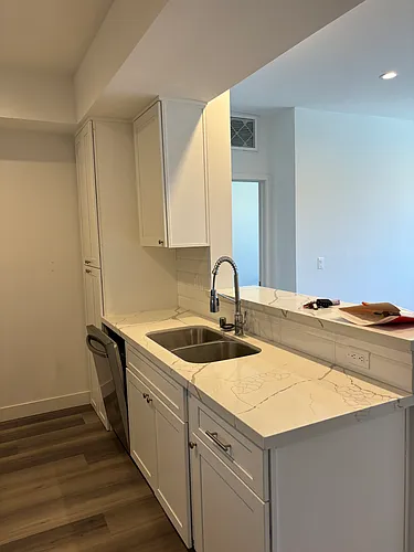627 N Dillon St #407 Photo 1