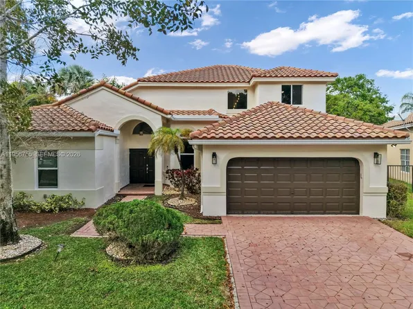 637 Lake Blvd, Weston, FL 33326