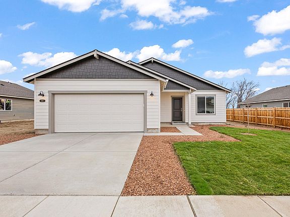 3rd image of 443 NW Monte Vista Ave #120