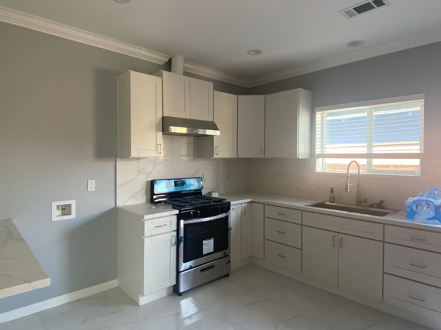2 bed, $2,700 — Photo 3