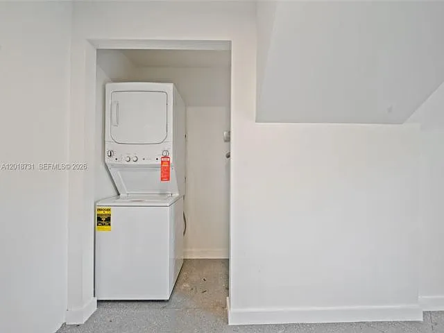 726 NW 55th Ter — Photo 14