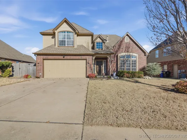 808 E Seattle St, Broken Arrow, OK 74012