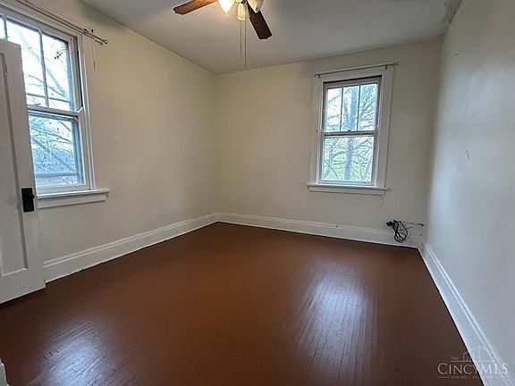5th image of 842 Hermosa Ave