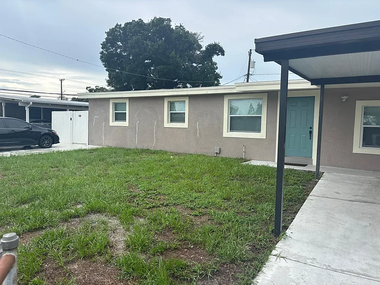 1804 Cadillac Cir — Photo 1