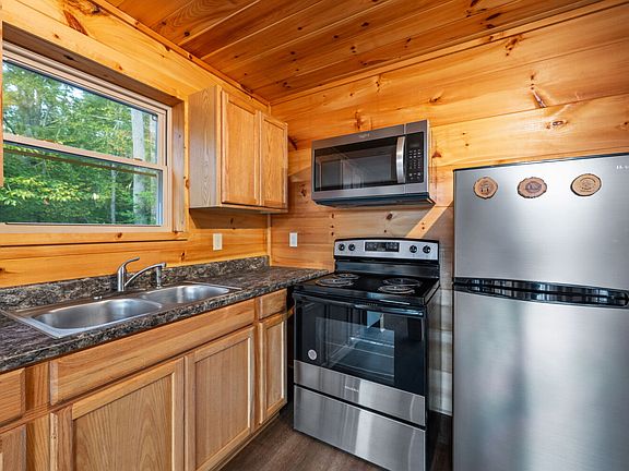 14th image of this home