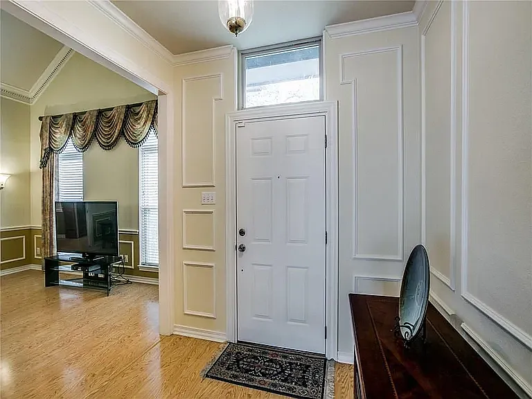 4652 Portrait Ln — Photo 4