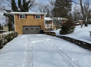 124 Aberdeen Rd, Steubenville, OH 43953