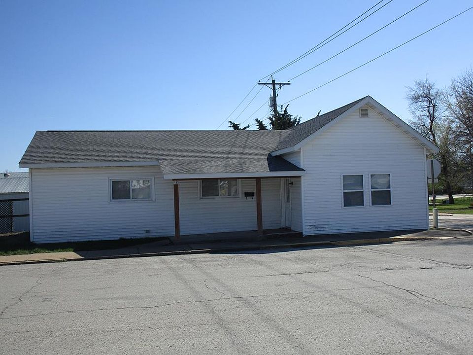 1st image of 815 W Michigan St