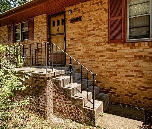 4th image of 309 Delton Ave