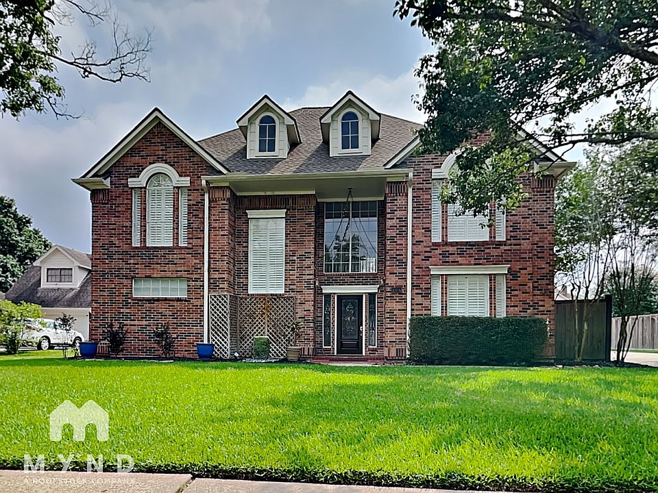 1st image of 1306 Silverleaf Dr