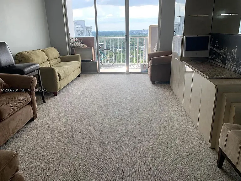 2801 NE 183rd St #2107W — Photo 5
