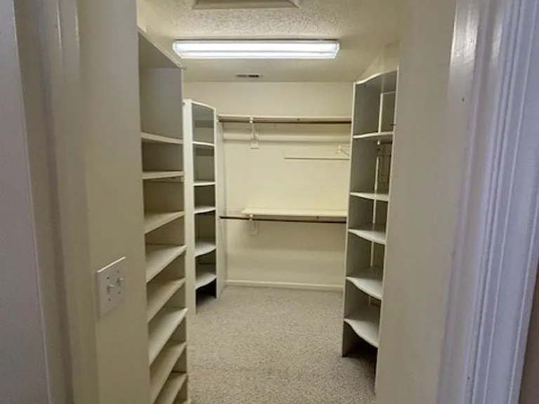 3301 Sacramento Dr — Photo 21