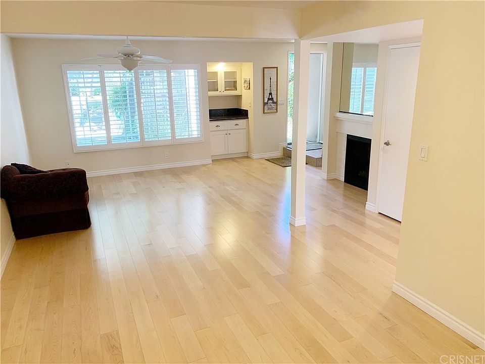 1st image of 17734 Devonshire St Unit 3