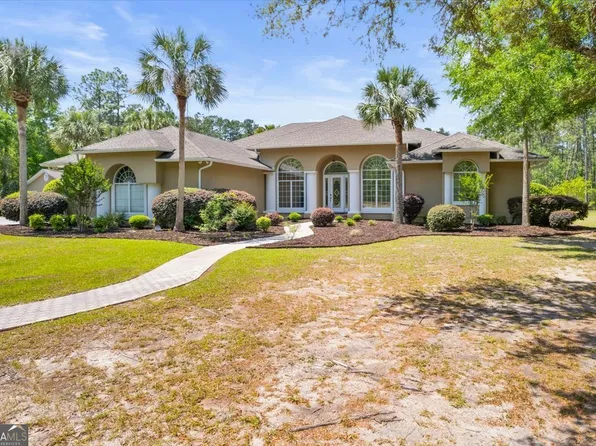 6301 Riverwoods Dr, Blackshear, GA 31516