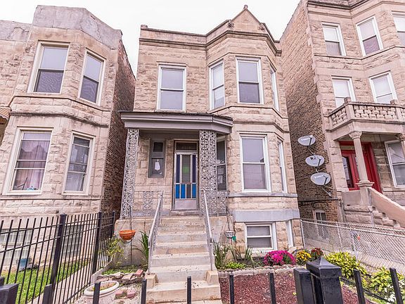 3rd image of 4016 W 21st Pl