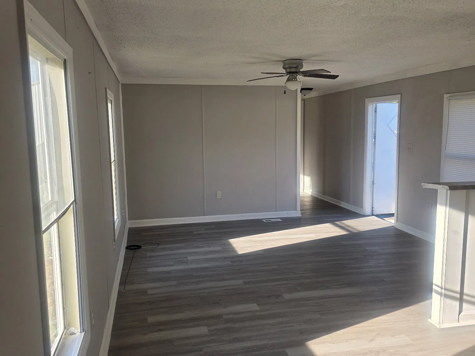 3 bed, 980 sqft, $750 — Photo 4