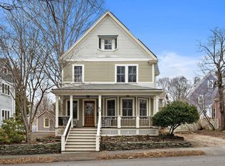 69 Kaposia St, Newton, MA 02466