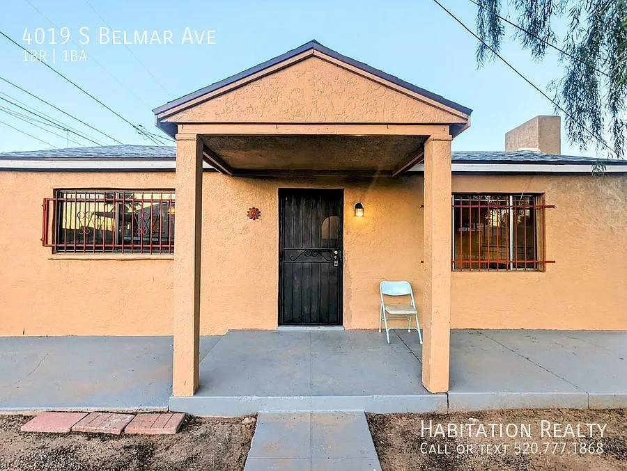 1Bed/1Bath w/ Enclosed yard, near the Veterans Affairs and Kino Complex! — Photo 2