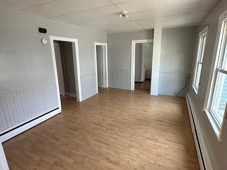 8 Allen St #1 — Photo 8