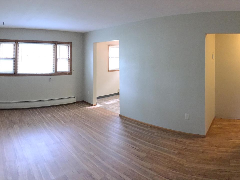 1st image of 1020 8th Ave N APT 3