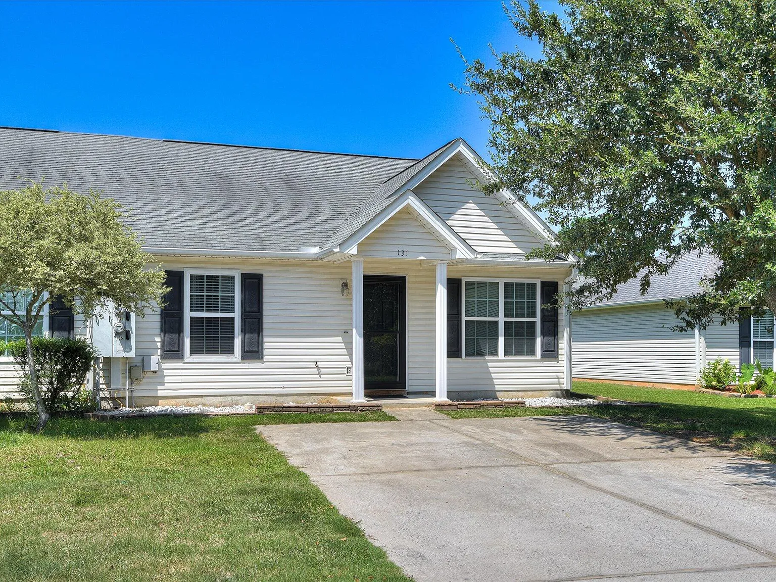 2 bed, 2.0 bath, 1092 sqft, $1,375 — Photo 3