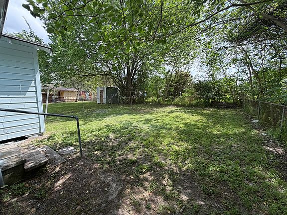 5th image of 1363 W Roosevelt St