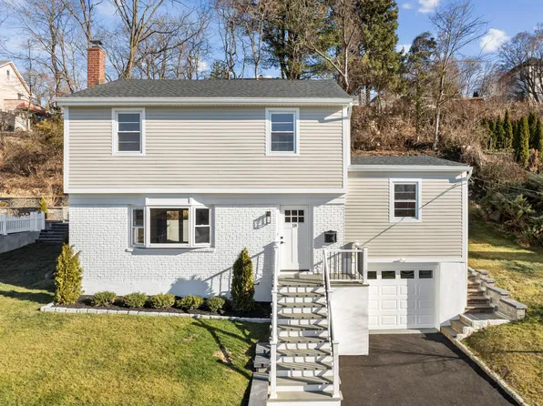18 Pamela Lane, Valhalla, NY 10595