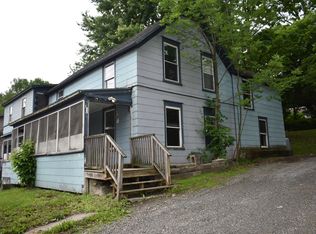 123 W Main St, Newport, VT 05855