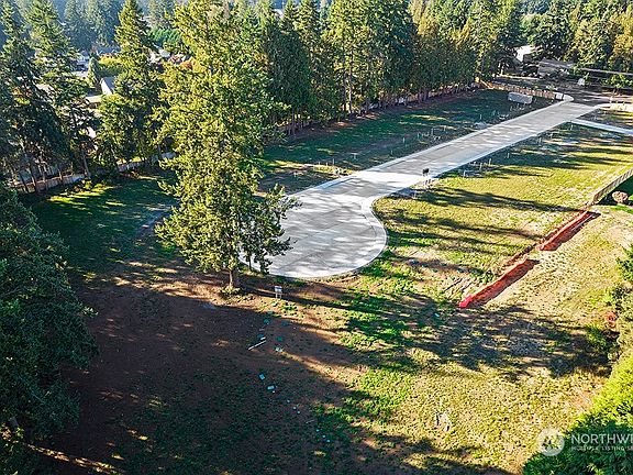5th image of 15318 106th Avenue E