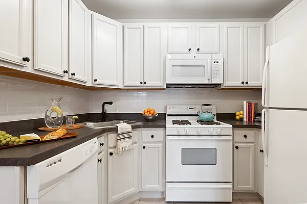 Sold by Compass | media 13