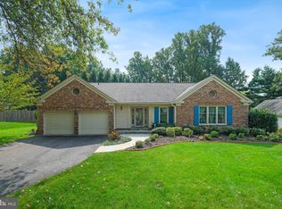 12005 Trailridge Dr, Potomac, MD 20854