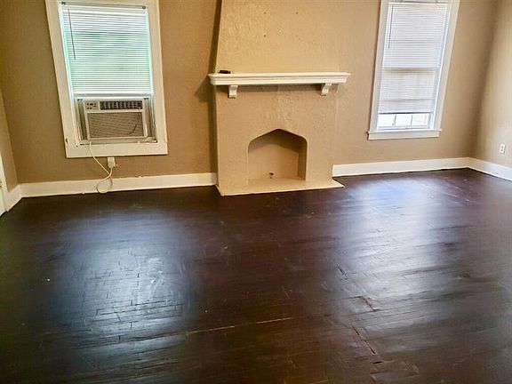 Mul-C living room