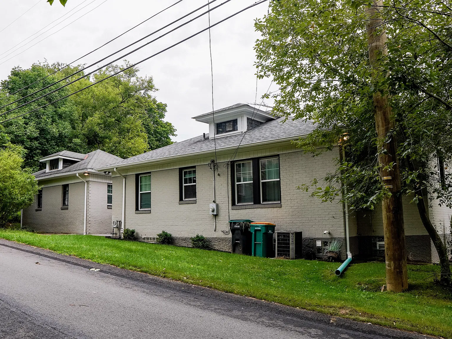 2 bed, 986 sqft, $2,000 — Photo 3