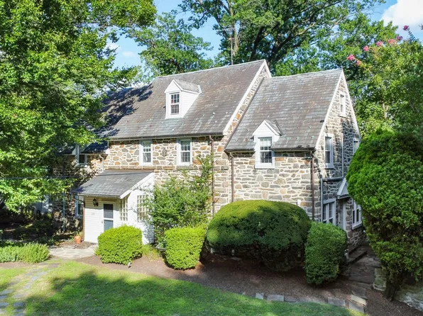 8249 Fairview Rd, Elkins Park, PA 19027