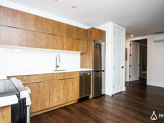 2nd image of 495 Saint Johns Pl #2L