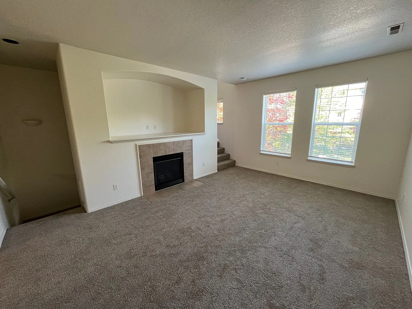 6030 NE Maidstone Street ~ Luxurious & Spacious Townhome — Photo 3