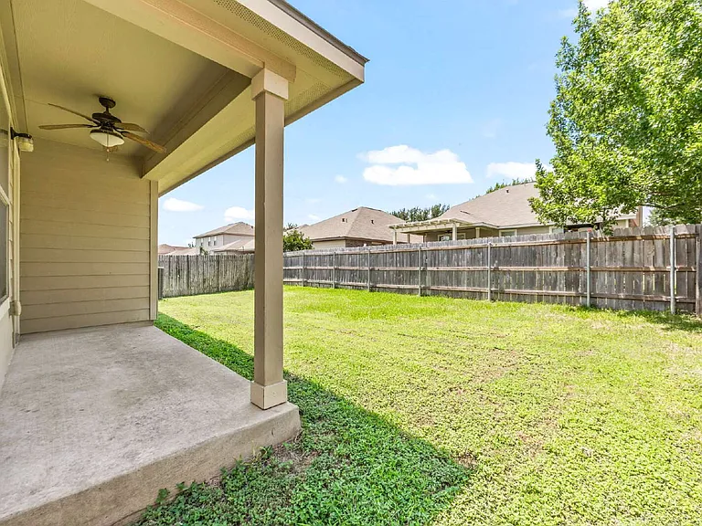 209 Rawhide Way — Photo 24